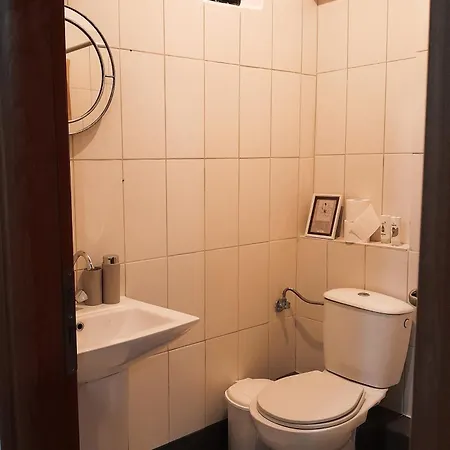 Spartan Townhouse Apt 3 Leonidas Extérieur photo